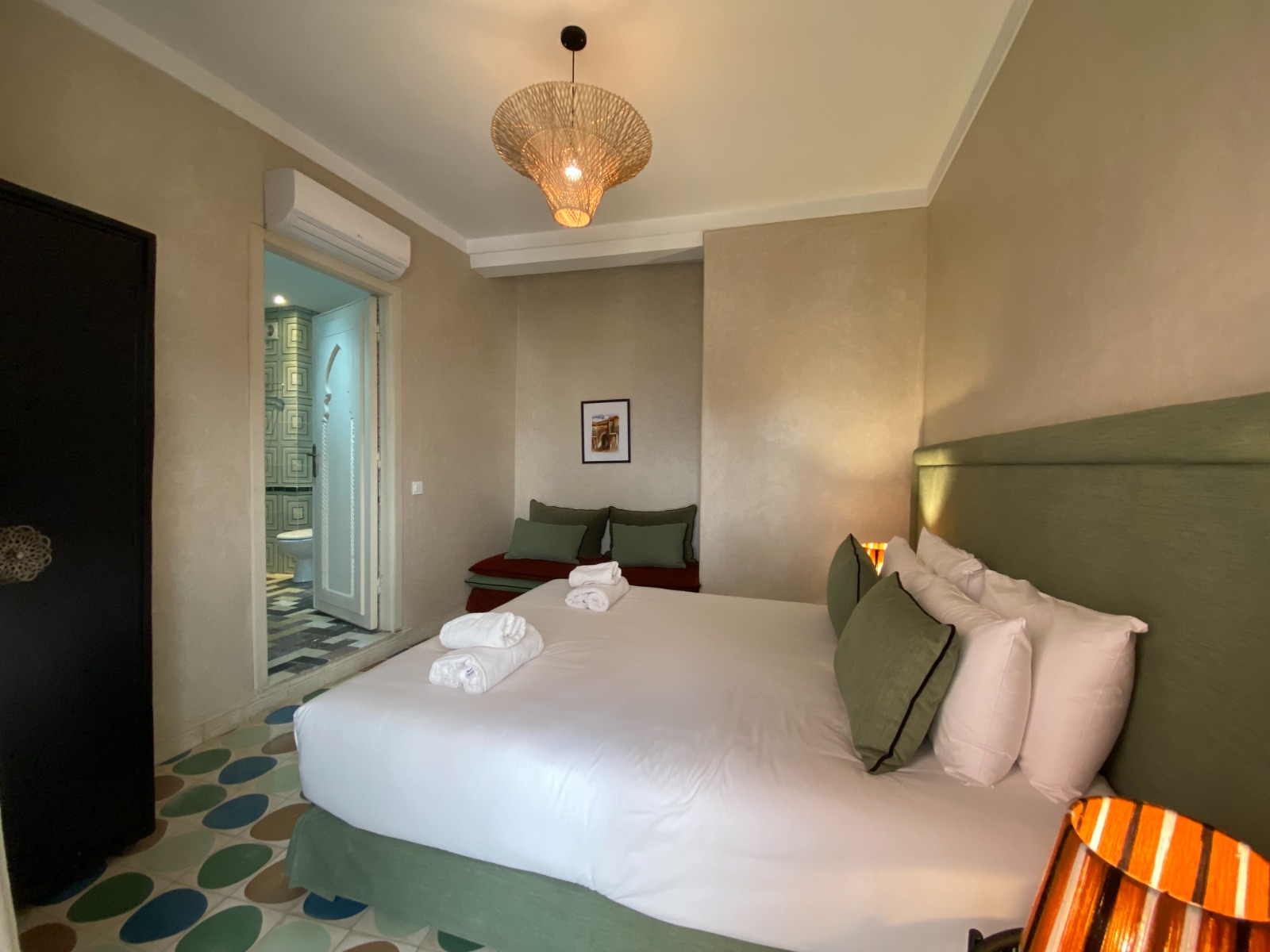 WhatsApp-Image-2025-09-19-at-09.49.27-4